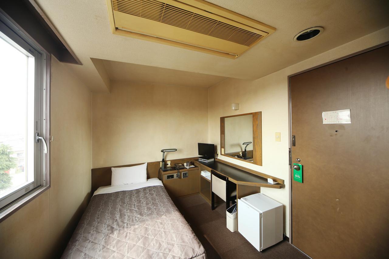 Isesaki Harvest Hotel Екстер'єр фото
